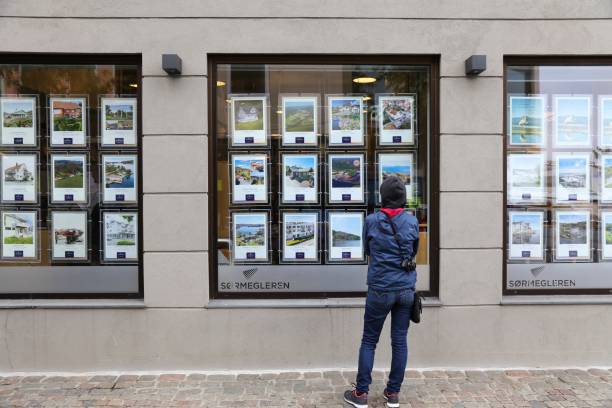 Premièrement, la loi Monuments Historiques offre un régime fiscal pour restaurer des immeubles. Ensuite, tout investisseur